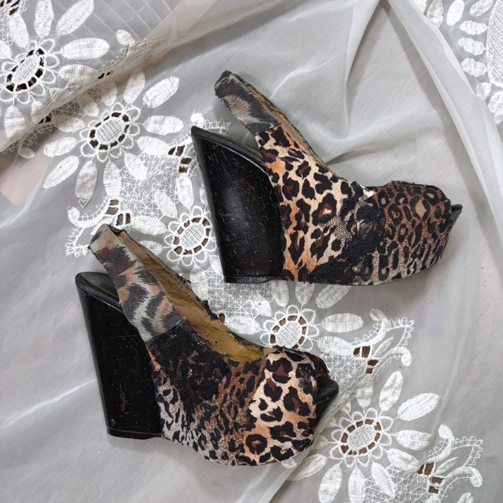 Y2K Leopard Print Lace Overlay Wedge Sandals Peep Toe Slingback Heels 7.5